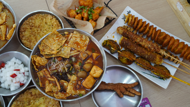 学校食堂加盟螺蛳粉项目前景如何呀？