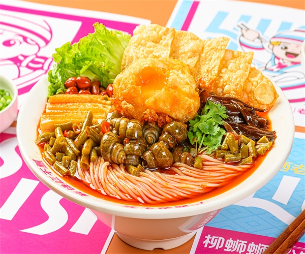 学校食堂卖柳蛳蛳螺蛳粉.png