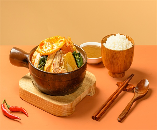 开螺蛳粉火锅加盟店.png 开螺蛳粉火锅加盟店.png