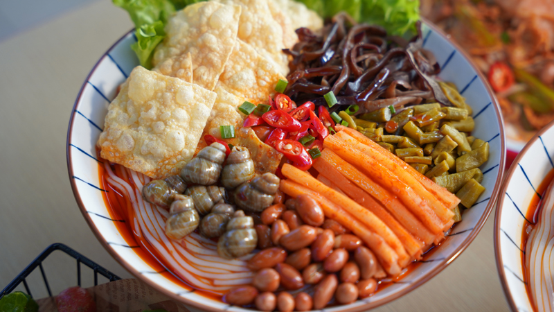 荆州怎么开螺蛳粉加盟店？先接住这座城的水韵呼吸​