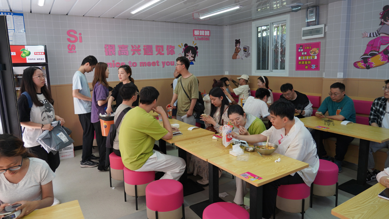 螺蛳粉加盟开店赚不赚钱.jpg